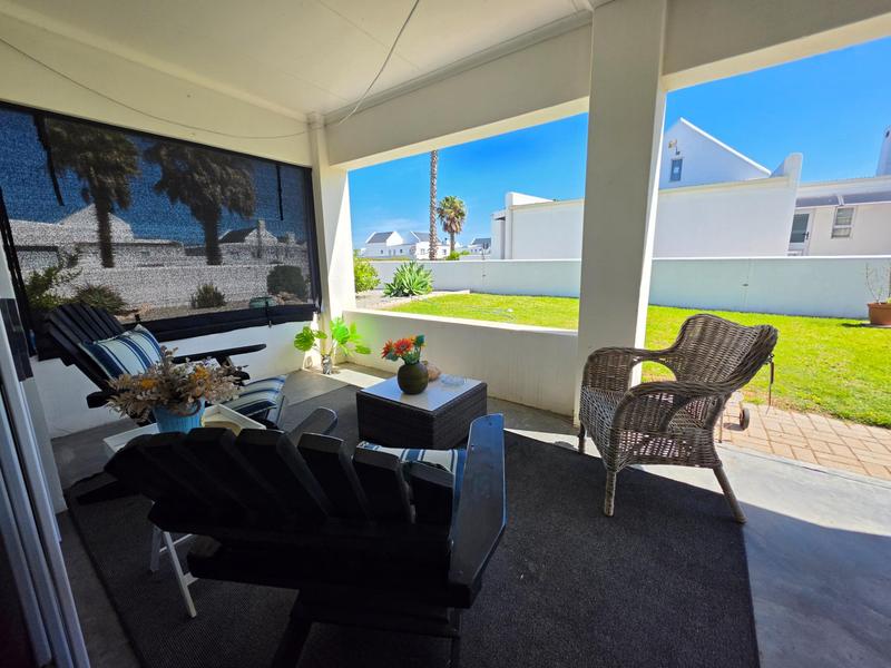 2 Bedroom Property for Sale in Lampiesbaai Western Cape